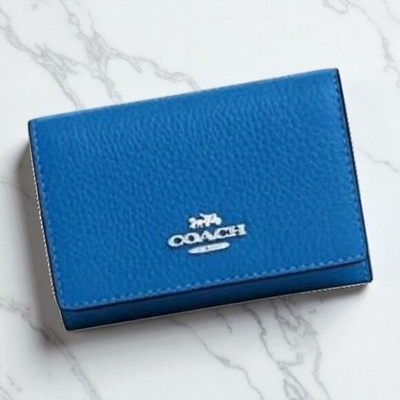 Coach Micro Wallet in Bright Blue Leather CM238 - Picture 1 of 3